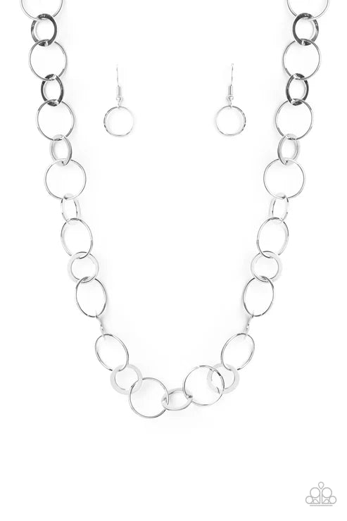 Paparazzi ♥ Revolutionary Radiance - Silver ♥ Necklace