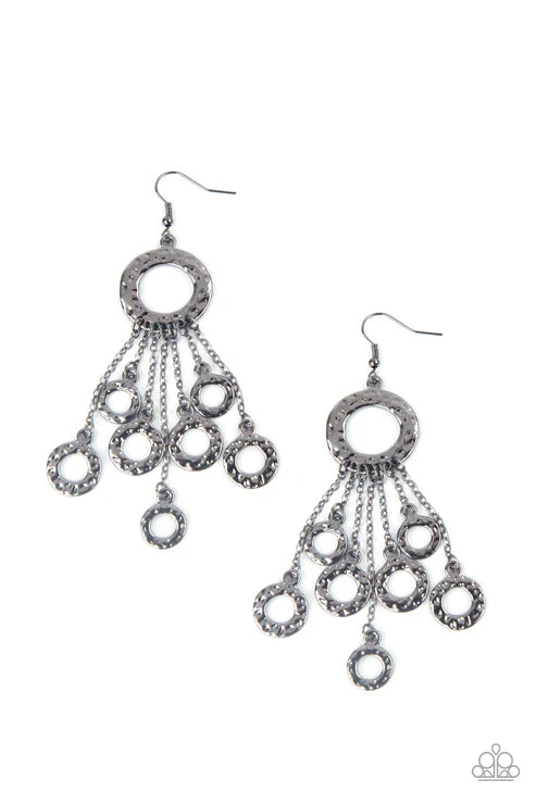 Paparazzi ♥ Right Under Your NOISE - Black ♥ Earrings