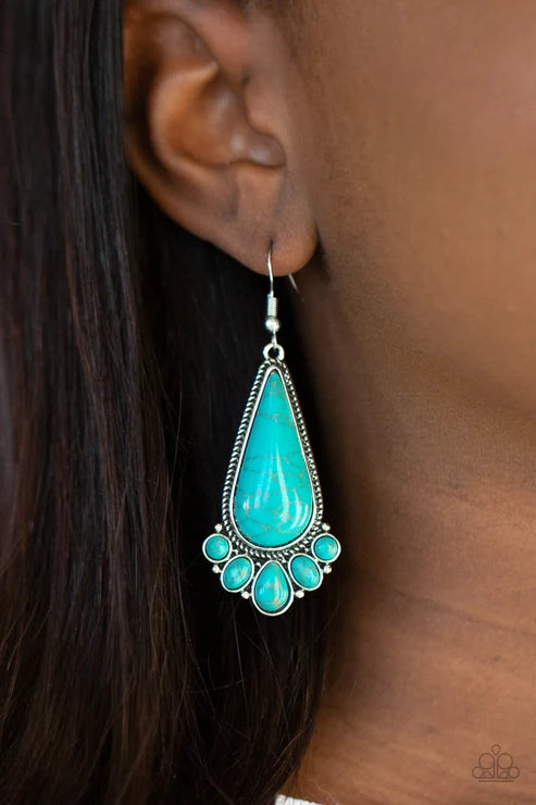 Paparazzi ♥ Rural Recluse - Blue ♥ Earrings