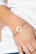 Paparazzi ♥ Cottage Season - White ♥ Bracelet