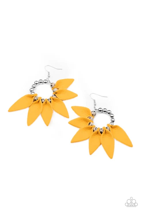 Paparazzi ♥ Flower Child Fever - Yellow ♥ Earrings