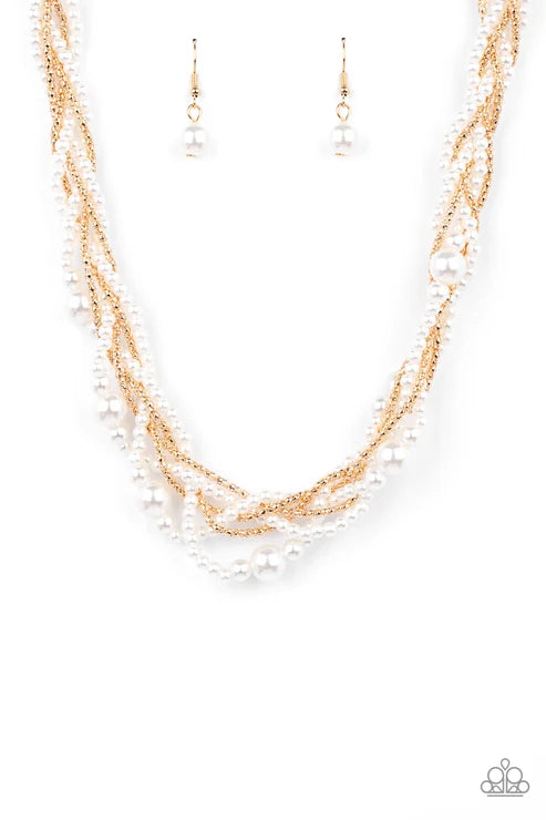 Paparazzi ♥ Royal Reminiscence - Gold ♥ Necklace