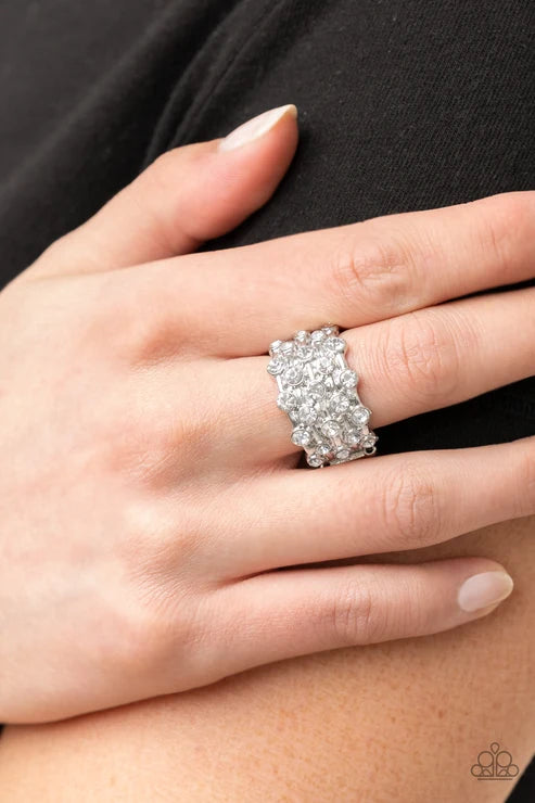 Paparazzi ♥ Metro Motivation - White ♥ Ring