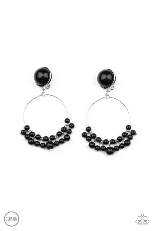 Paparazzi ♥ Cabaret Charm - Black ♥ Clip-On