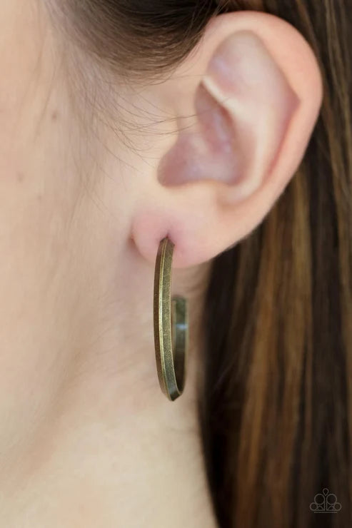Paparazzi ♥ On The Brink - Brass ♥ Earrings