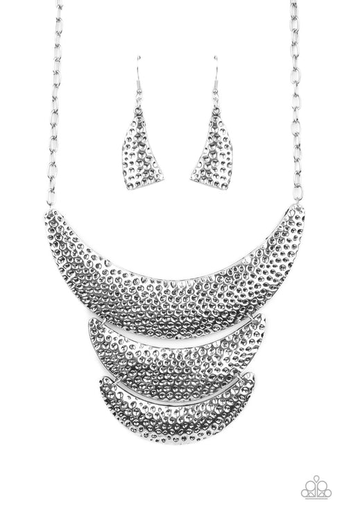 Paparazzi ♥ Moonwalk Magic - Silver ♥ Necklace