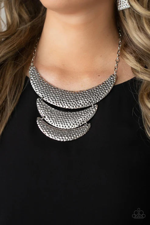 Paparazzi ♥ Moonwalk Magic - Silver ♥ Necklace