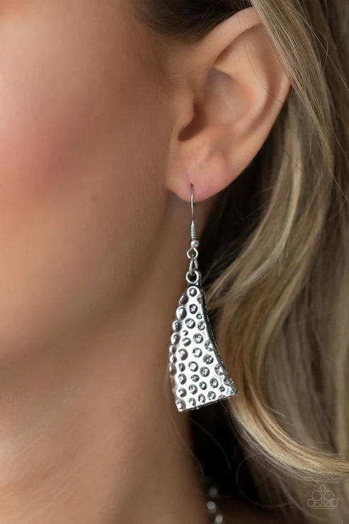 Paparazzi ♥ Moonwalk Magic - Silver ♥ Necklace