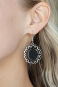 Paparazzi ♥ Farmhouse Fashionista - Black ♥ Earrings