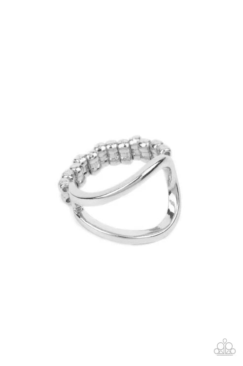 Paparazzi ♥ Fill The Gap - Silver ♥ Ring
