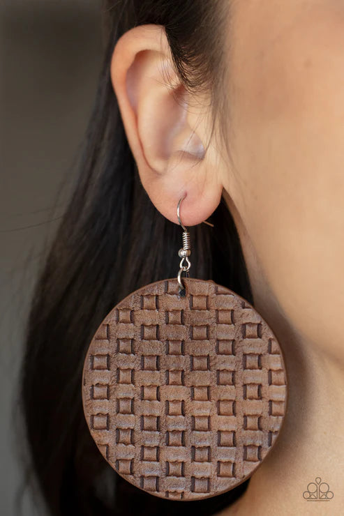 Paparazzi ♥ WEAVE Me Out Of It - Brown ♥ Earrings