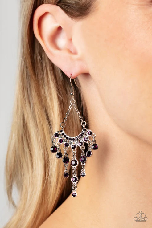 Paparazzi ♥ Commanding Candescence - Purple ♥ Earrings