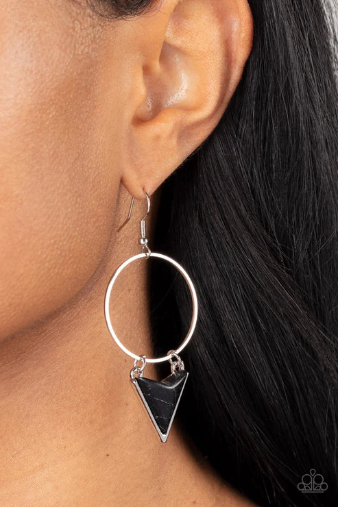 Paparazzi ♥ Sahara Shark - Black ♥ Earrings