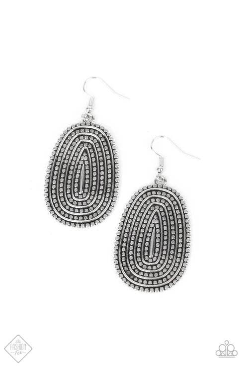 Paparazzi ♥ Desert Climate - Silver ♥ Earrings