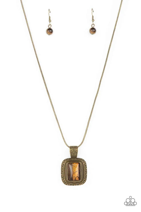 Paparazzi ♥ Right Hand TALISMAN - Brass ♥ Necklace