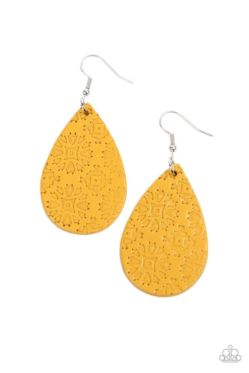 Paparazzi ♥ Stylishly Subtropical - Yellow ♥ Earrings