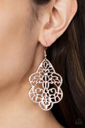 Paparazzi ♥ Festive Foliage - Rose Gold ♥ Earrings