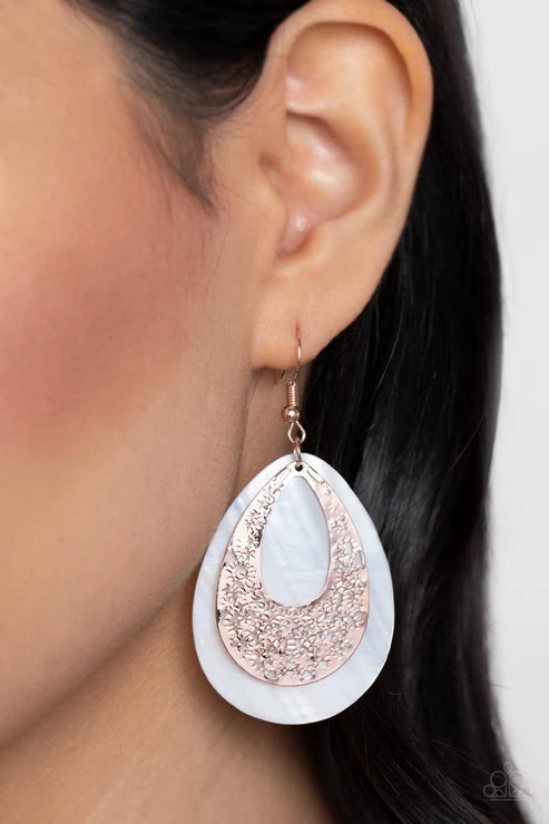 Paparazzi ♥ Bountiful Beaches - Rose Gold ♥ Earrings