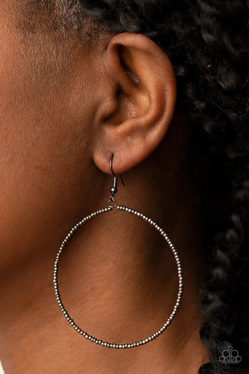 Paparazzi ♥ Basically Beaded - Black ♥ Earrings