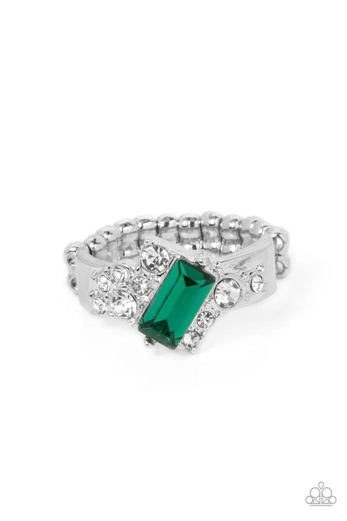 Paparazzi ♥ Tip the Balance - Green ♥ Ring