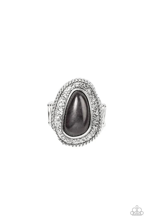 Paparazzi ♥ Downtown Desertscape - Black ♥ Ring