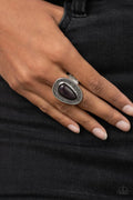 Paparazzi ♥ Downtown Desertscape - Black ♥ Ring