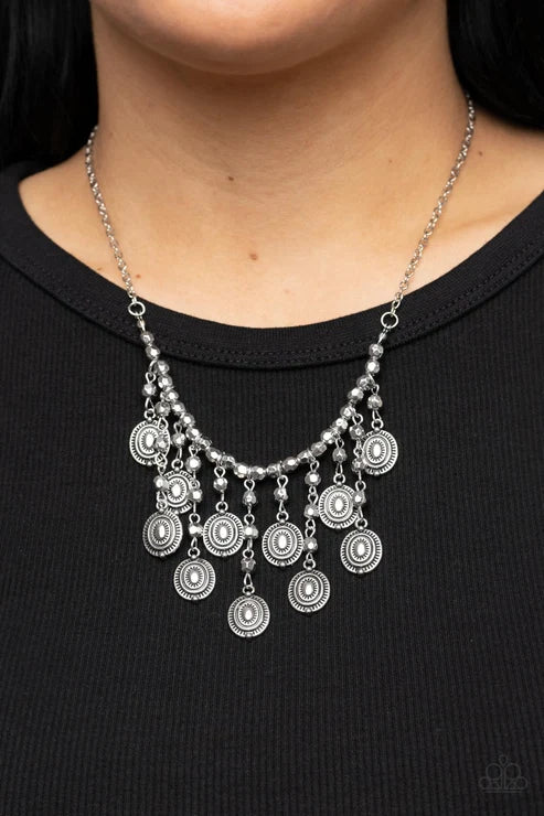 Paparazzi ♥ Leave it in the PASTURE - Silver ♥ Necklace
