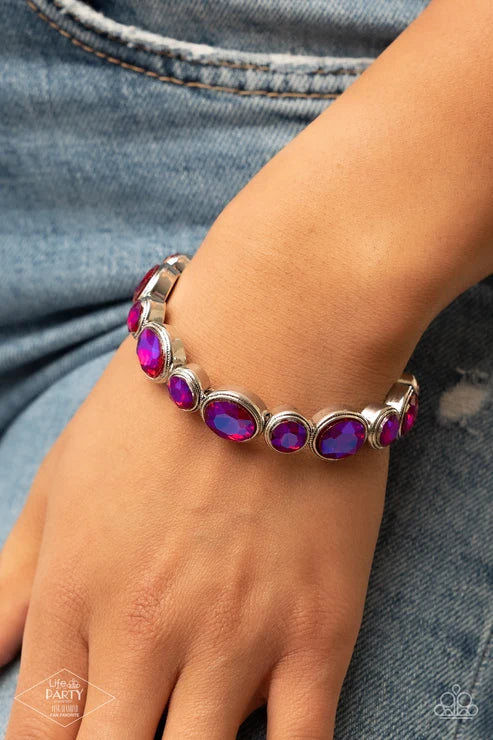 Paparazzi ♥ Still GLOWING Strong - Pink ♥ Bracelet