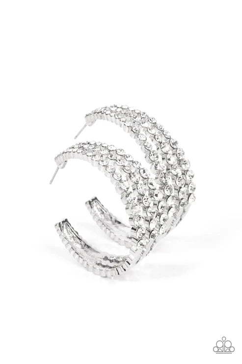 Paparazzi ♥ Cosmopolitan Cool - White ♥ Earrings