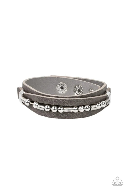 Paparazzi ♥ Easy on the Hardware - Silver ♥ Bracelet