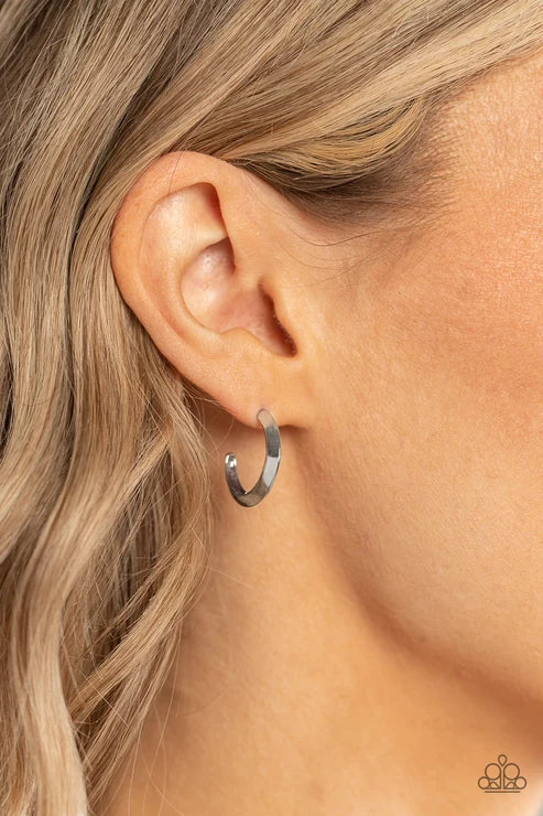 Paparazzi ♥ BEVEL Up - Silver ♥ Earrings
