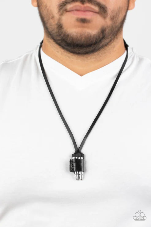 Paparazzi ♥ On the Lookout - Black ♥ Necklace