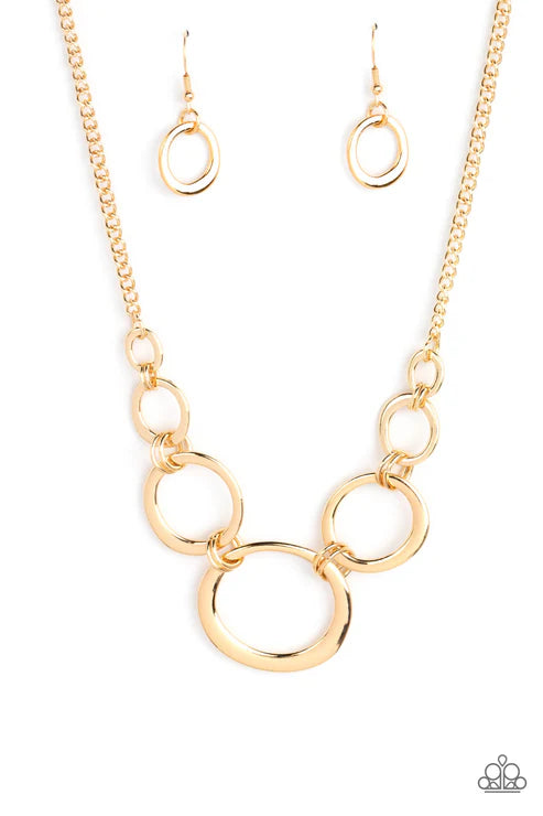Paparazzi ♥ Short Circuit - Gold ♥ Necklace