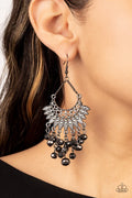 Paparazzi ♥ Chromatic Cascade - Black ♥ Earrings