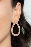 Paparazzi ♥ Diva Dust - Gold ♥ Post Earrings