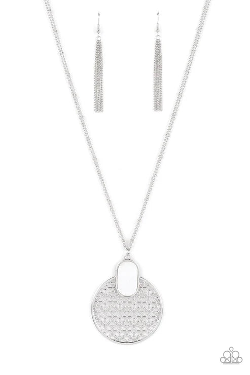 Paparazzi ♥ South Beach Beauty - White ♥ Necklace