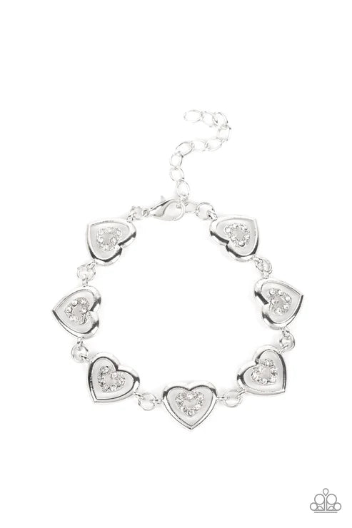 Paparazzi ♥ Catching Feelings - White ♥ Bracelet