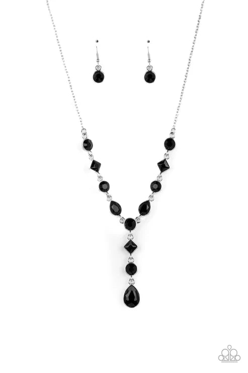Paparazzi ♥ Forget the Crown - Black ♥ Necklace