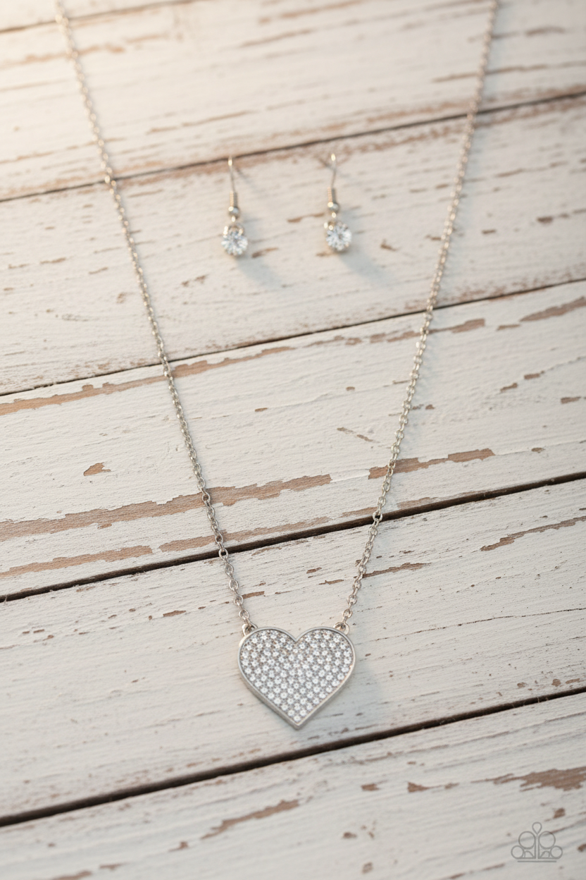 Paparazzi ♥ Spellbinding Sweetheart - White ♥ Necklace