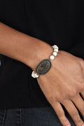 Paparazzi ♥ Lively Landscape - Brass ♥ Bracelet