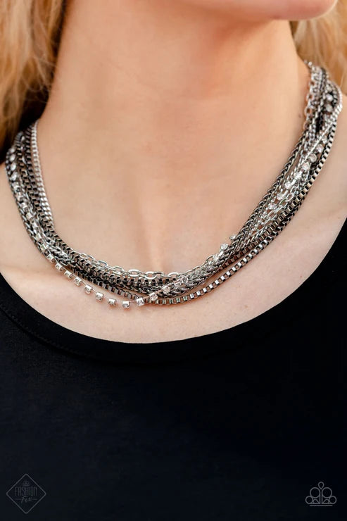 Paparazzi ♥ Troublemaker Trove - Black ♥ Necklace