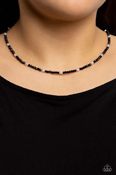 Paparazzi ♥ Beaded Blitz - Black ♥ Necklace