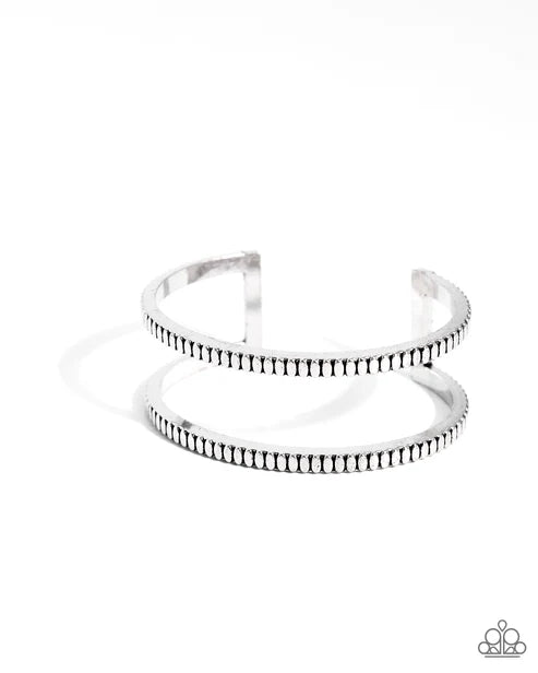 Paparazzi ♥ Prehistoric Passion - Silver ♥ Bracelet