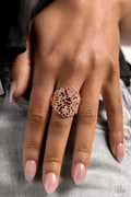 Paparazzi ♥ Glistening Gentry - Rose Gold ♥ Ring