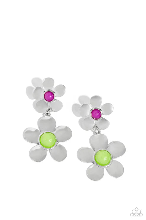 Paparazzi ♥ Fashionable Florals - Green ♥ Post Earrings