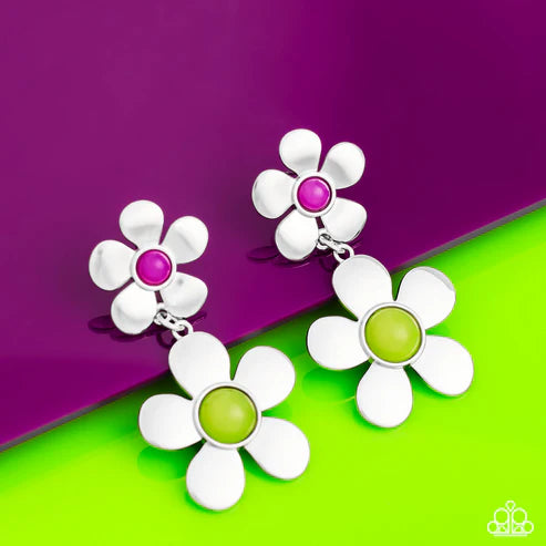 Paparazzi ♥ Fashionable Florals - Green ♥ Post Earrings