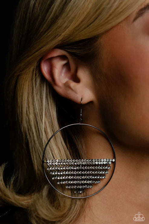 Paparazzi ♥ Fierce Fringe - Black ♥ Earrings