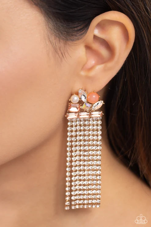 Paparazzi ♥ Horizontal Hallmark - Gold ♥ Post Earrings
