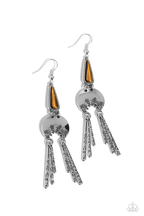 Paparazzi ♥ Highland Haute - Brown ♥ Earrings