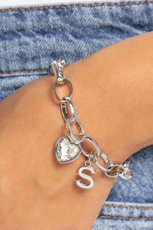 Paparazzi ♥ Guess Now Its INITIAL - White - S ♥ Bracelet